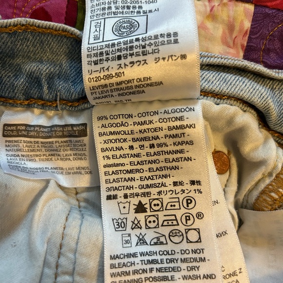 Levi's Ribcage Straight - Picture 3 of 8